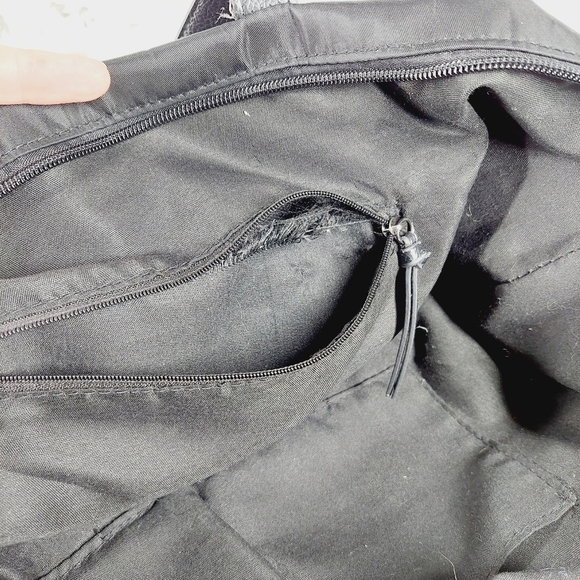 Botkier Vinyl Tote Black  Carryall Zip Top Big Travel Shoulder Bag 0771 - Picture 13 of 16